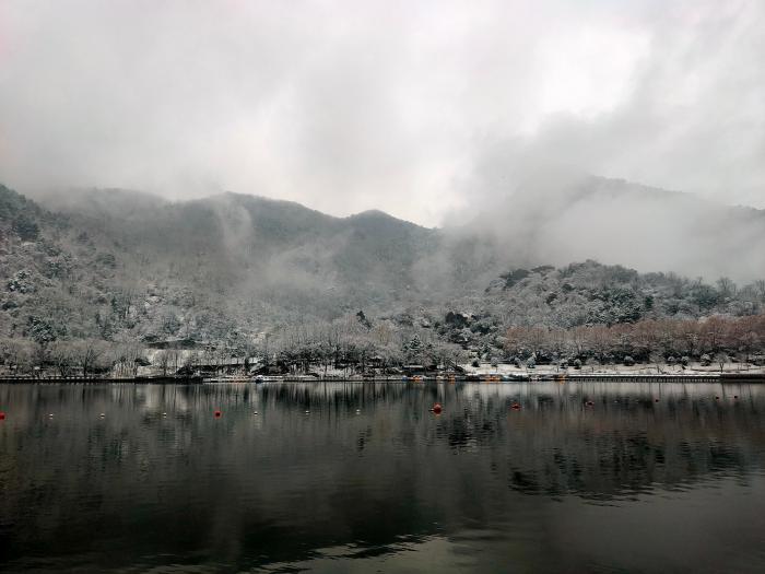 陜西秦嶺迎降雪 