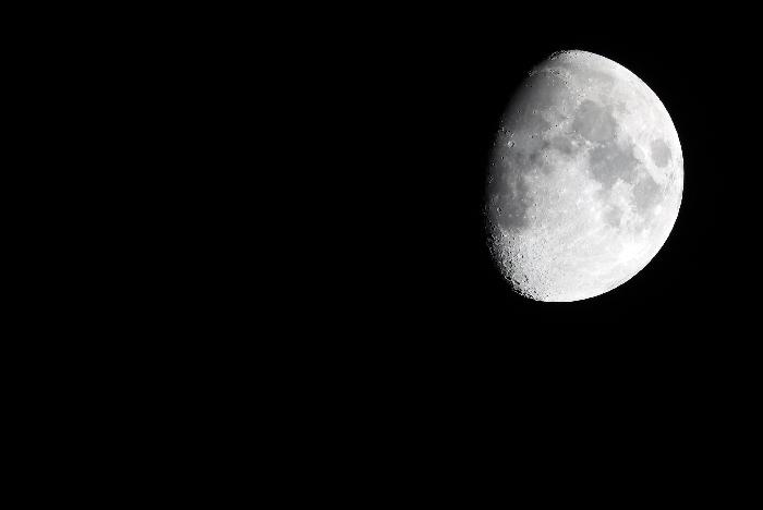 冬至日 “木星合月”現身夜空