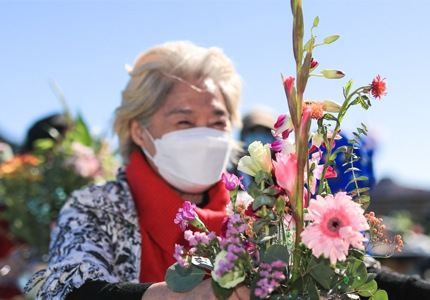 國慶逢佳節 多地民眾樂享重陽